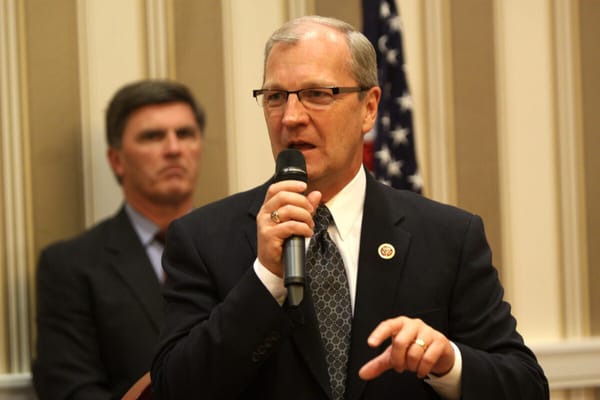Senators Introduce Healthcare Broadband Bill as House Companion, Proposes $2 Billion Telehealth Expansion