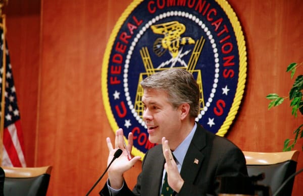 Federal Communications Commission Must Reconsider Ligado Offer, Says Former Commissioner
